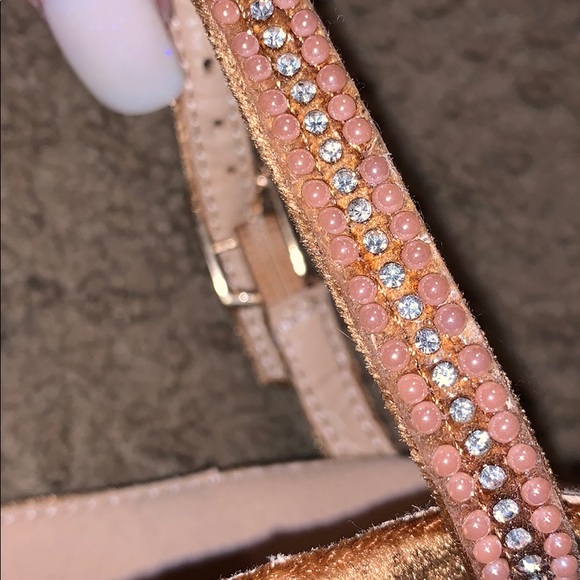 Rhinestone Brown faux fur heel - Picture 5 of 5